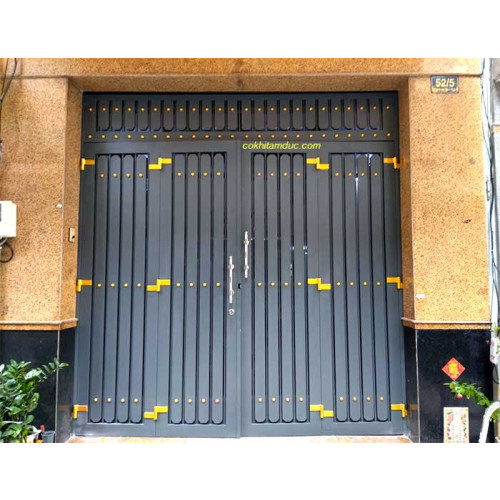 Mẫu cửa cổng sắt hộp 4 cánh đẹp hot nhất hiện nay