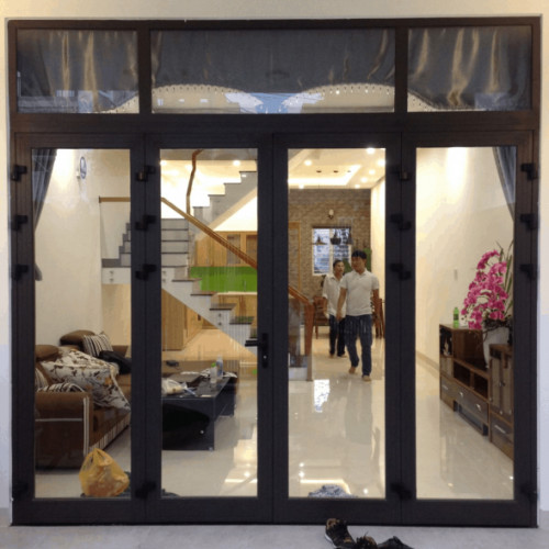 Bộ sưu tập những mẫu cửa sắt nhà cấp 4 đẹp nhất hiện nay