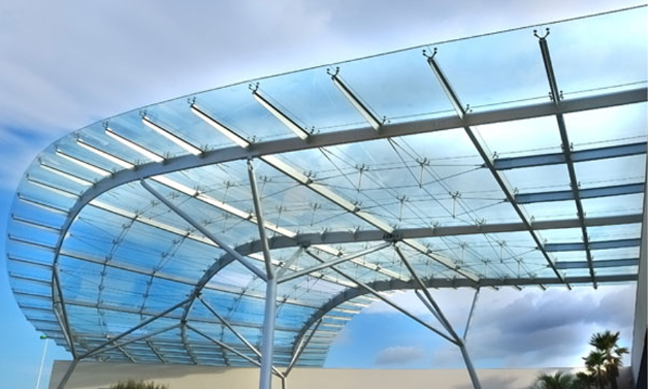 Kính cường lực xanh phổ biến trong đời sống thường nhật