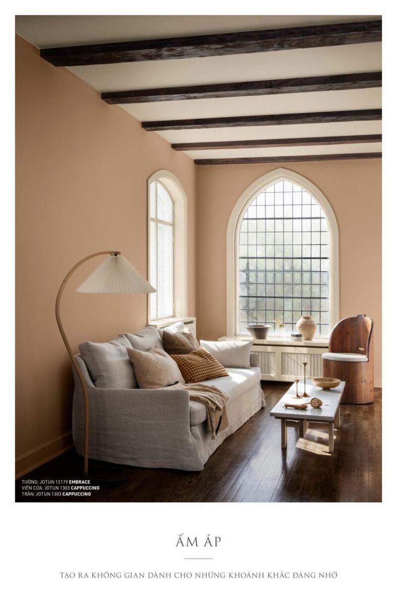 Màu vàng nâu của cát tạo sự ấm áp cho không gian phòng khách