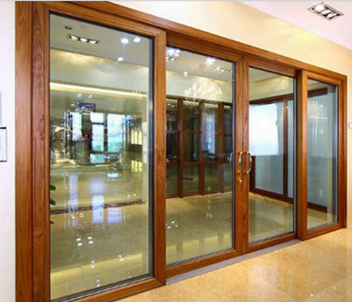 Ưu điểm của cửa kính cường lực khung gỗ