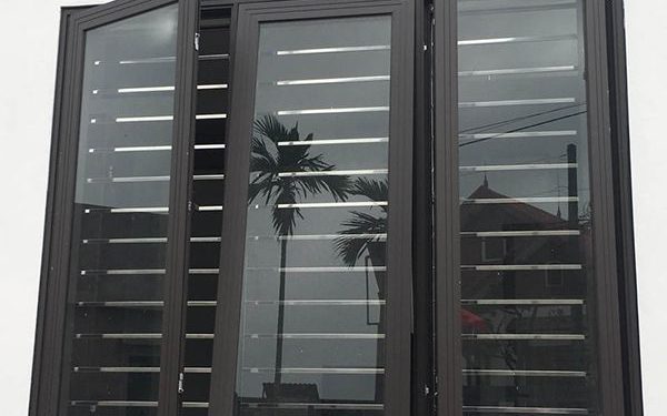 Cấu tạo cửa nhôm kính khung sắt 