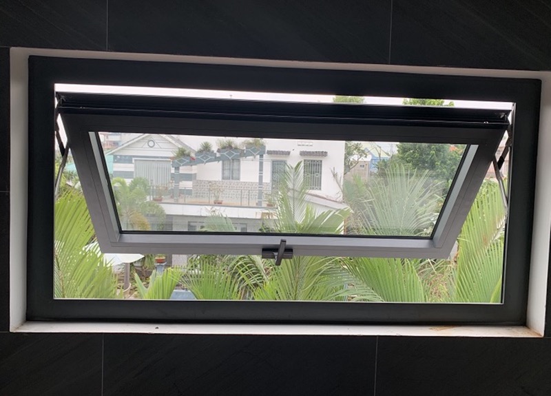 Mẫu cửa nhôm kính nhà tắm