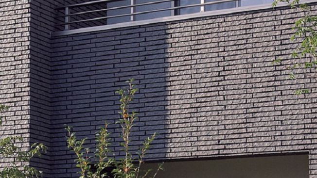 gạch ốp tường ngoài trời inax