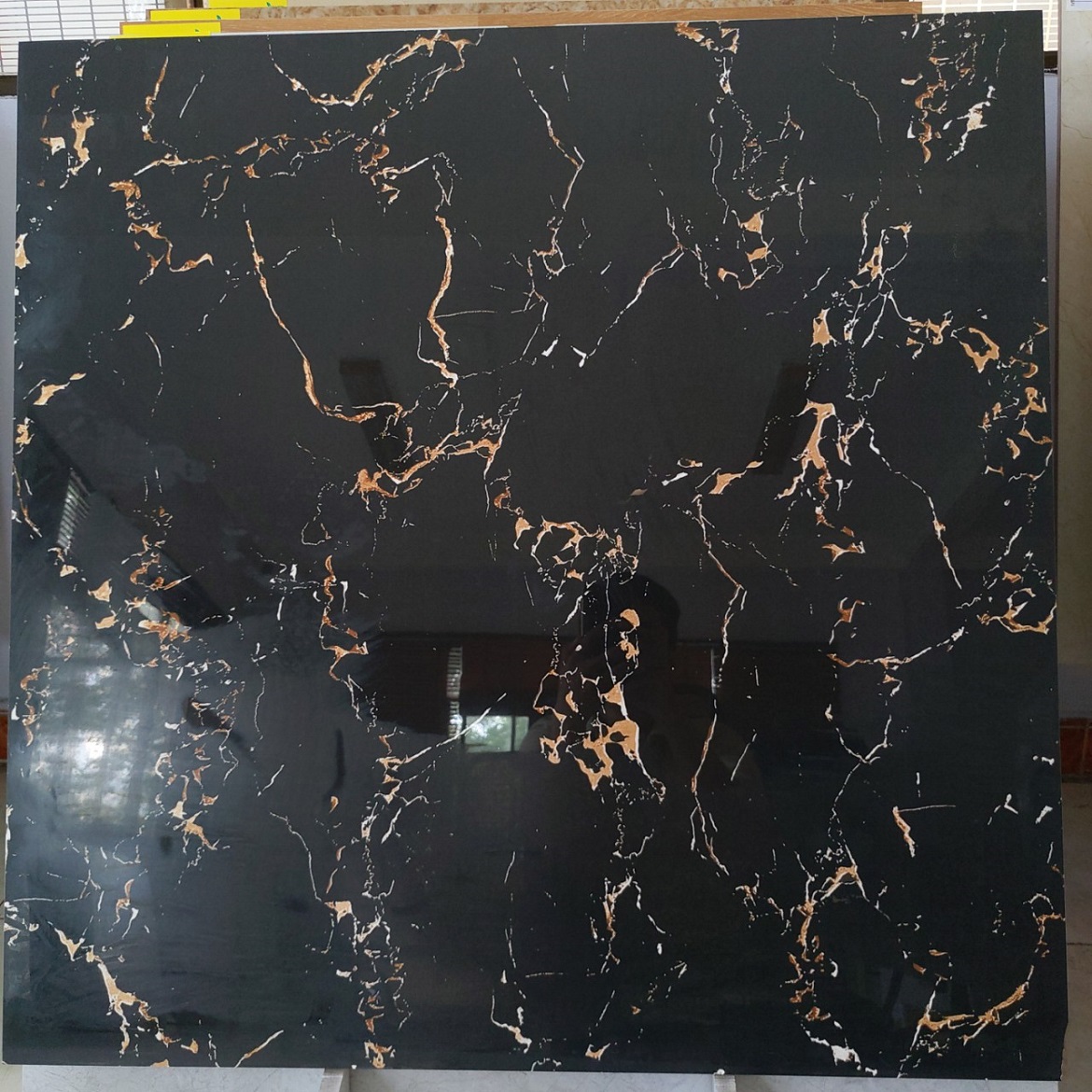 Chú ý màu sắc tổng quát của cả căn nhà