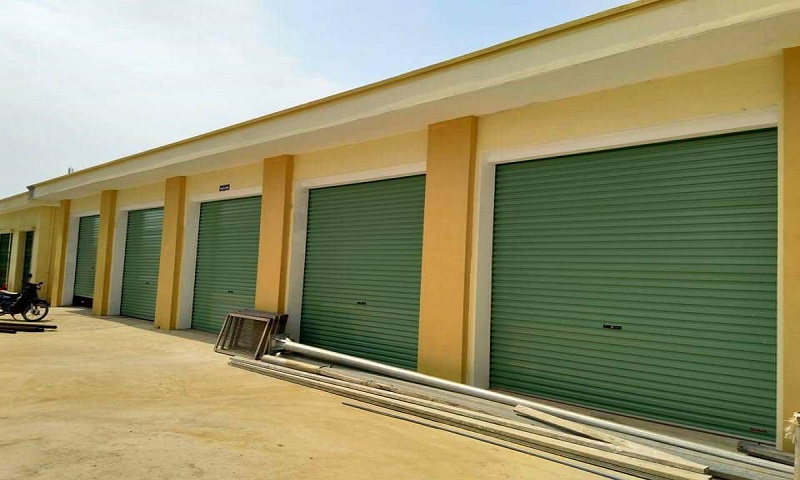 Ưu điểm của cửa cuốn tấm liền