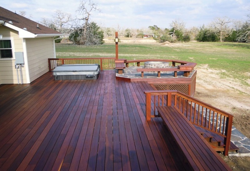 Báo giá thi công sàn gỗ ngoài trời và các dịch vụ đi kèm