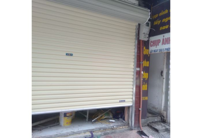 Giá của cửa cuốn tấm liền kéo tay cập nhật năm 2024