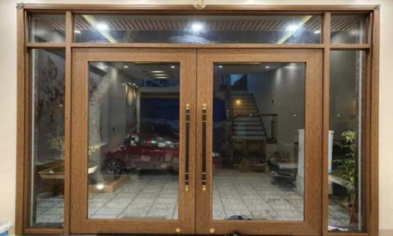 Khái quát cửa kính cường lực khung gỗ