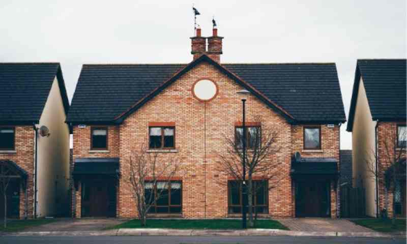 Gạch thẻ ốp tường ngoại thất phổ biến