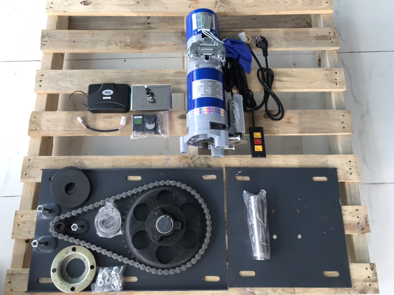 Báo giá cửa cuốn tấm liền mới nhất