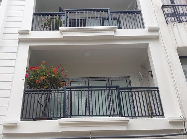 Mẫu lan can ban công sắt đẹp - Hình 1