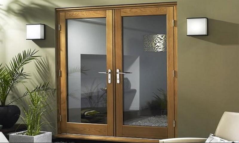 Giới thiệu một số mẫu cửa kính cường lực khung gỗ được yêu thích