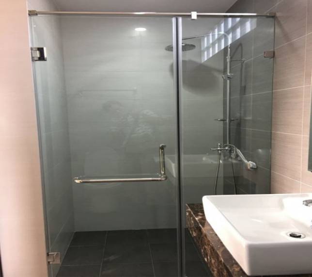 ưu điểm nổi bật của nhà vệ sinh có kính