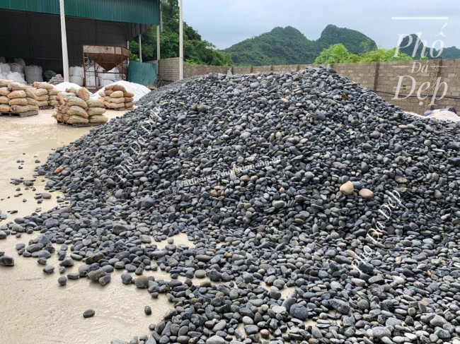 Sỏi đen bóng tự nhiên